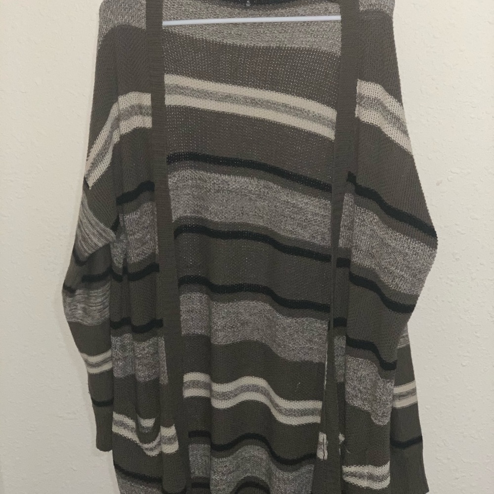 Cardigan - Picture 3 of 3